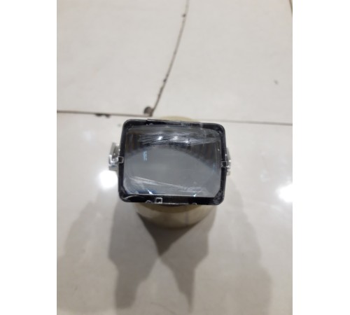 Линза фары (передняя правая)