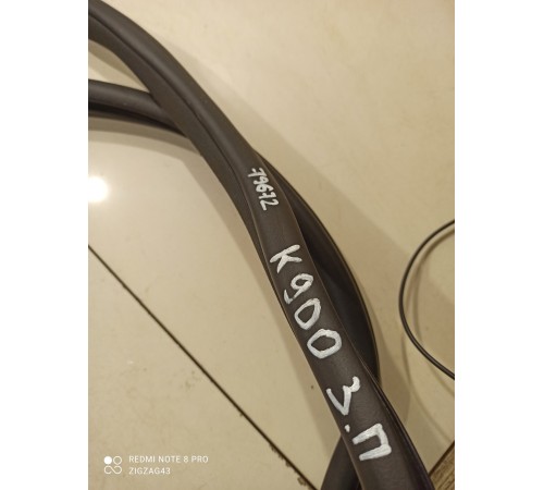 Уплотнитель двери(задний правый)