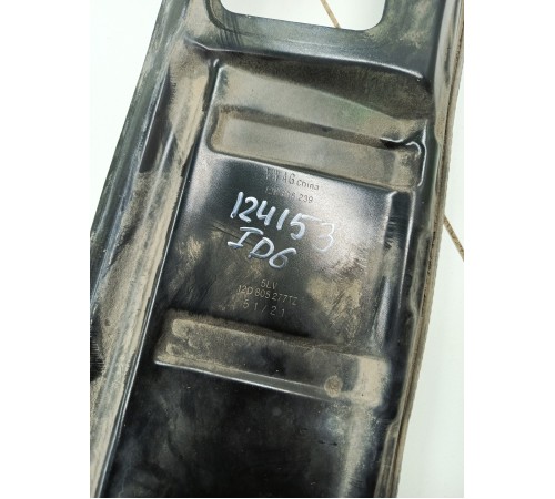 Планка поперечная под жабо