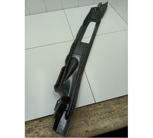 Планка поперечная под жабо