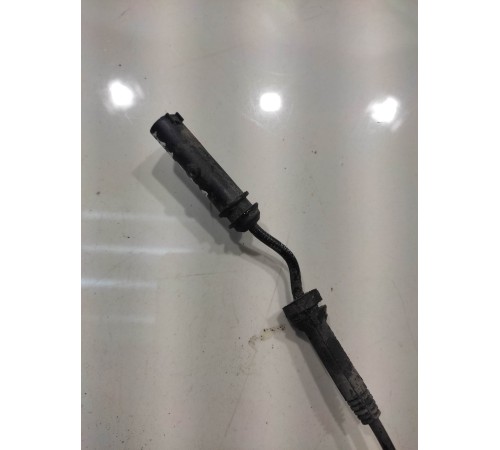 Датчик ABS (передний, правый)