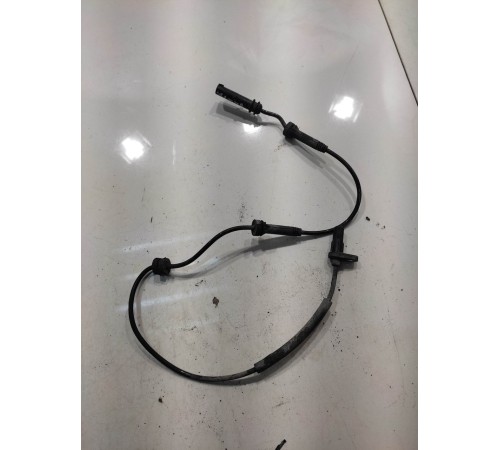 Датчик ABS (передний, правый)