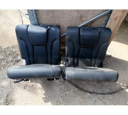 Сиденья третий ряд