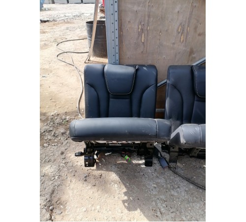 Сиденья третий ряд