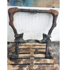 Балка подвески передняя (подрамник)