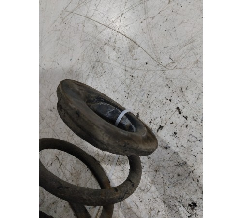 Пружина подвески задняя