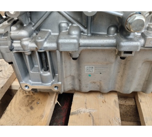 Двигатель в сборе