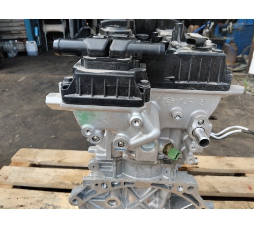 Двигатель в сборе