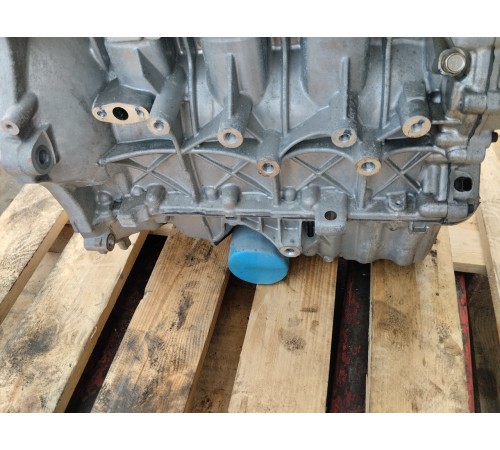 Двигатель в сборе