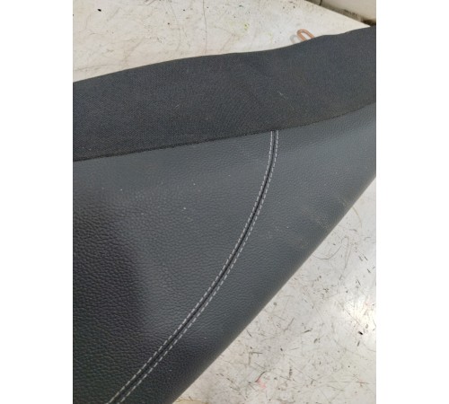 Накладка спинки заднего сиденья левая