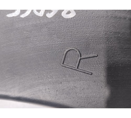 Воздуховод (правый) 