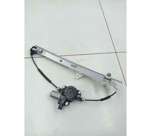 Стеклоподьемник двери передний правый в сборе