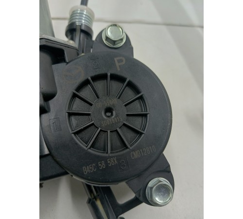 Стеклоподьемник двери передний правый в сборе