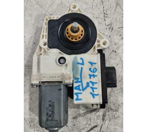 Моторчик стеклоподъемника левый