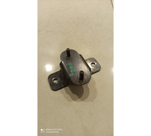 Кронштейн рычага прицепа