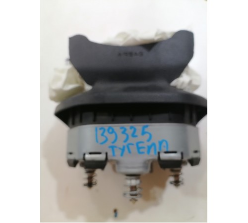 Подушка безопасности водителя