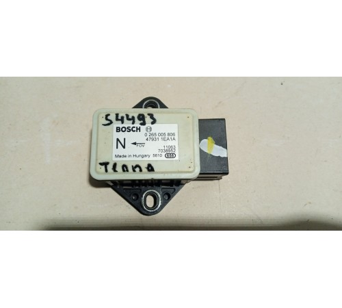 Датчик ускорения 