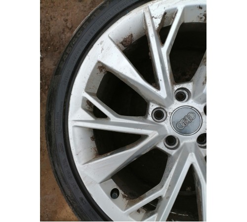 Колесо в сборе 245/40 R18 лето