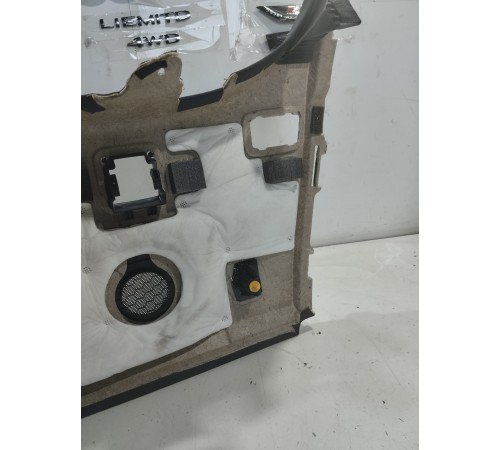 Полка салона задняя