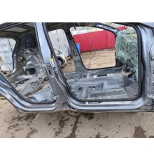 Порог со стойкой правый