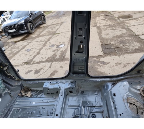 Порог со стойкой правый