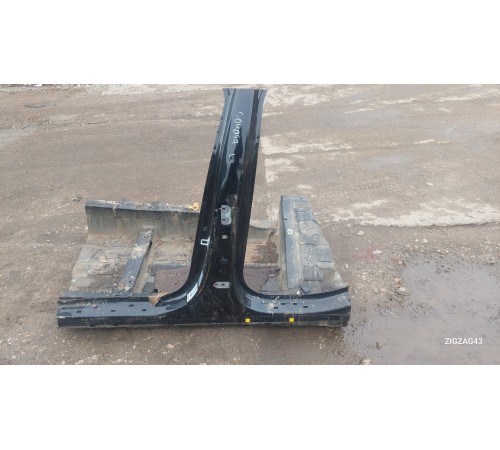 Порог со стойкой(левый)