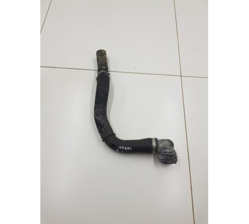 Патрубок системы охлаждения