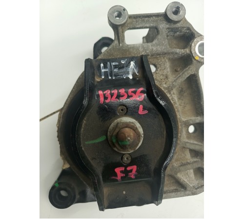 Опора Двигателя левая