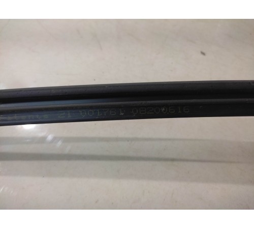 Уплотнитель лобового стекла(нижний)