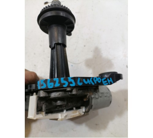 Моторчик стеклоочистителя задний