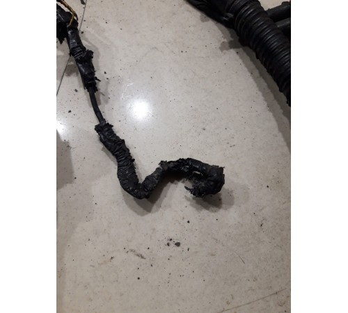 Электропроводка подкапотная с монтажным блоком