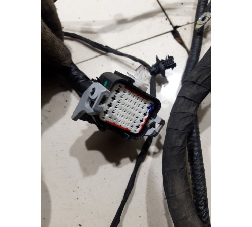 Электропроводка подкапотная с монтажным блоком