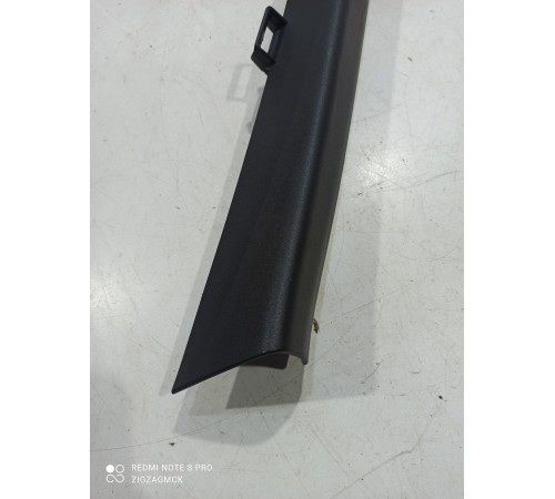 Обшивка задней стойки (правая)