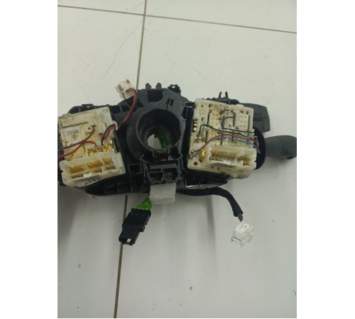 Подрулевой переключатель