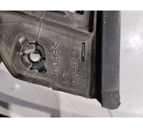 Уплотнитель двери(передний левый)