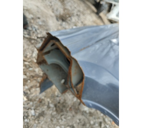 Порог со стойкой передний левый