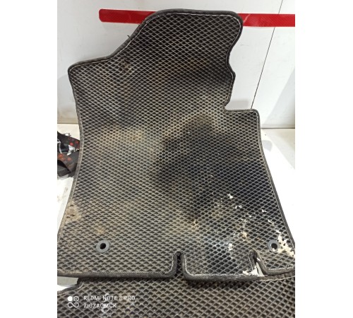 Комплект ковриков салона