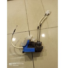 Замок двери(задний правый)