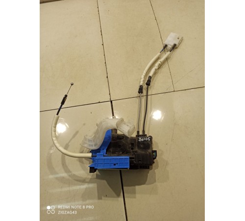 Замок двери(задний правый)