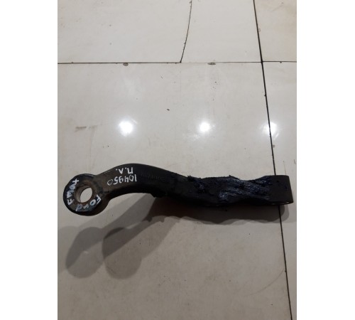 Рычаг подвески (передний левый)