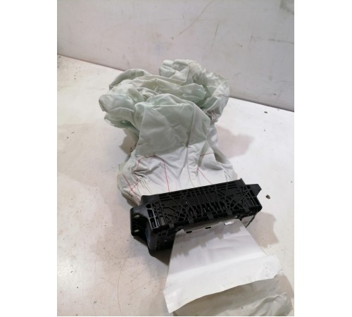 Подушка безопасности пассажира