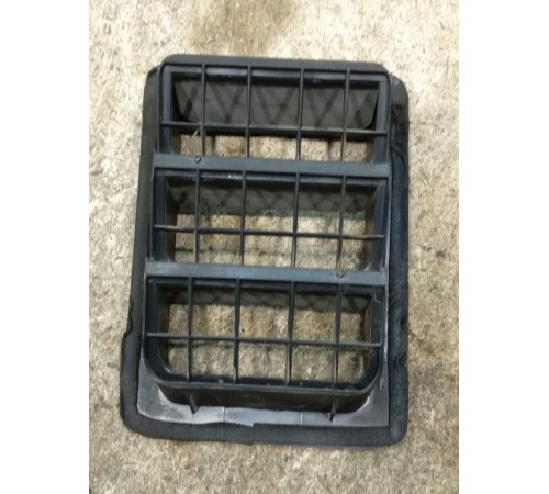 Воздуховод задний правый