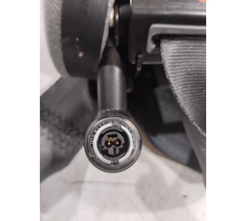 Ремень безопасности (задний правый)