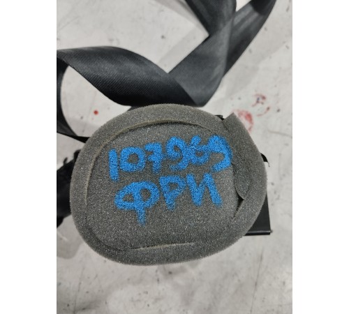 Ремень безопасности (задний правый)