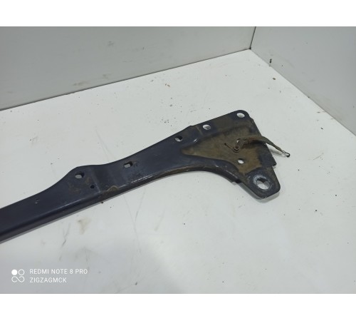 Кронштейн передней балки