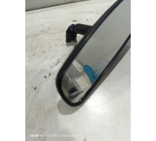 Зеркало заднего вида салонное