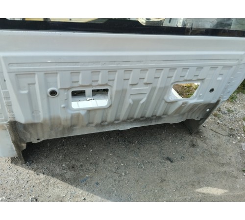 Задняя стенка кузова кабины