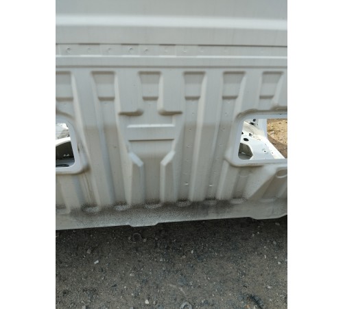 Задняя стенка кузова кабины