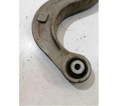 Рычаг задний левый