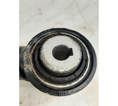 Рычаг подвески(задний правый)